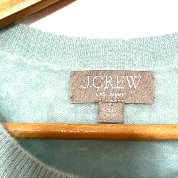 J. CREW 100 % Cashmere BrushedBaby Blue Sleeveless Women’s Small Sweater - Picture 6 of 7
